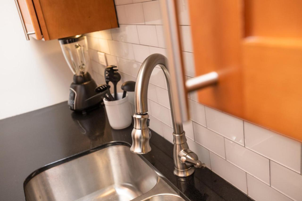 New French Quarter Delight 13 Apartment นิวออร์ลีนส์ ภายนอก รูปภาพ